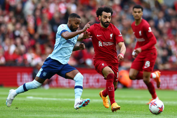 且有数次近 且有数次近