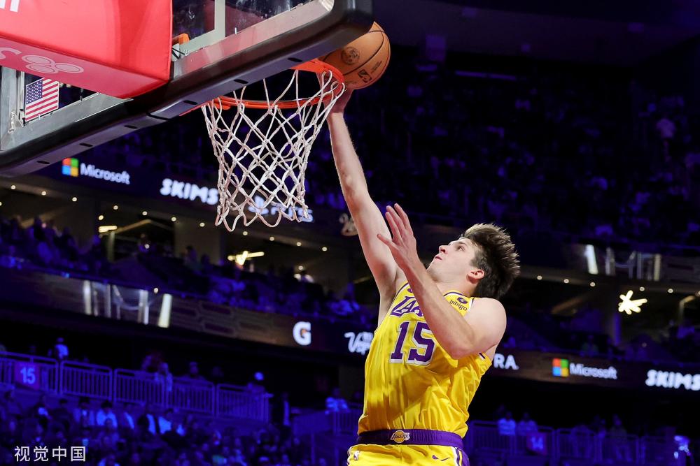 而在其中 而在其中