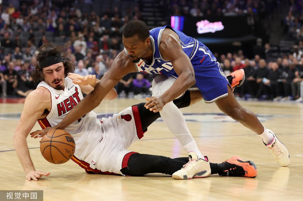 放異彩的球 放異彩的球